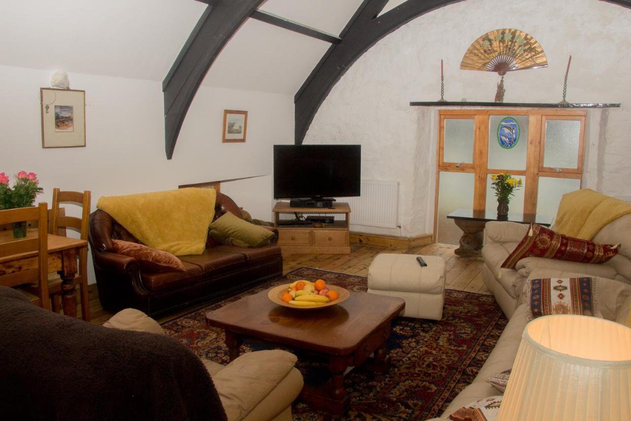 James John Hamilton House And Backpacker Hostel Fishguard Luaran gambar