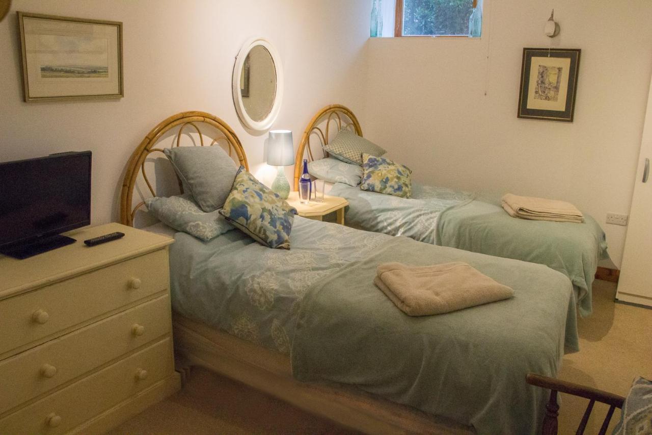 James John Hamilton House And Backpacker Hostel Fishguard Luaran gambar