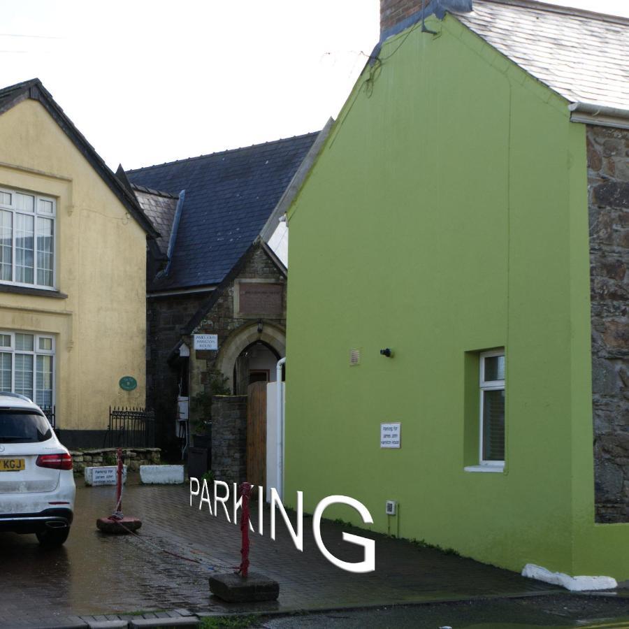 James John Hamilton House And Backpacker Hostel Fishguard Luaran gambar